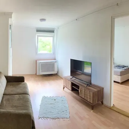 Apartment Blue Coral F3 3 Bedroom And Living House With Garden *